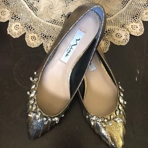 Nina New York Embellished Gem Metallic Ballet 🤩❤️